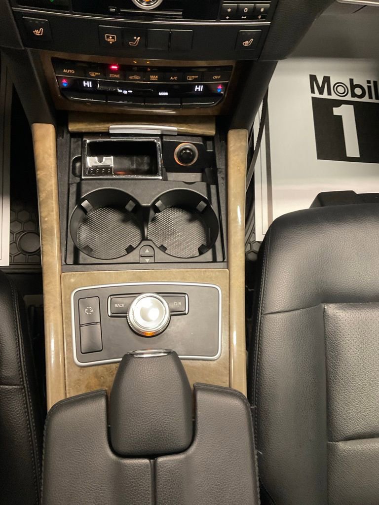 Used 2011 Mercedes-Benz E 350 4MATIC Sedan image 22