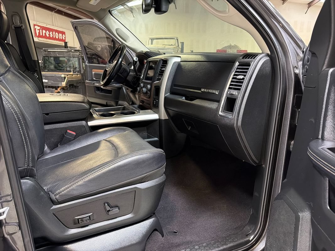 Used 2018 RAM 2500 Laramie w/ Off Road Package AWD/4WD image 38