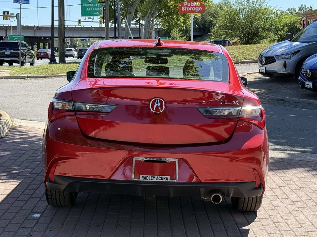 Used 2019 Acura ILX FWD image 5