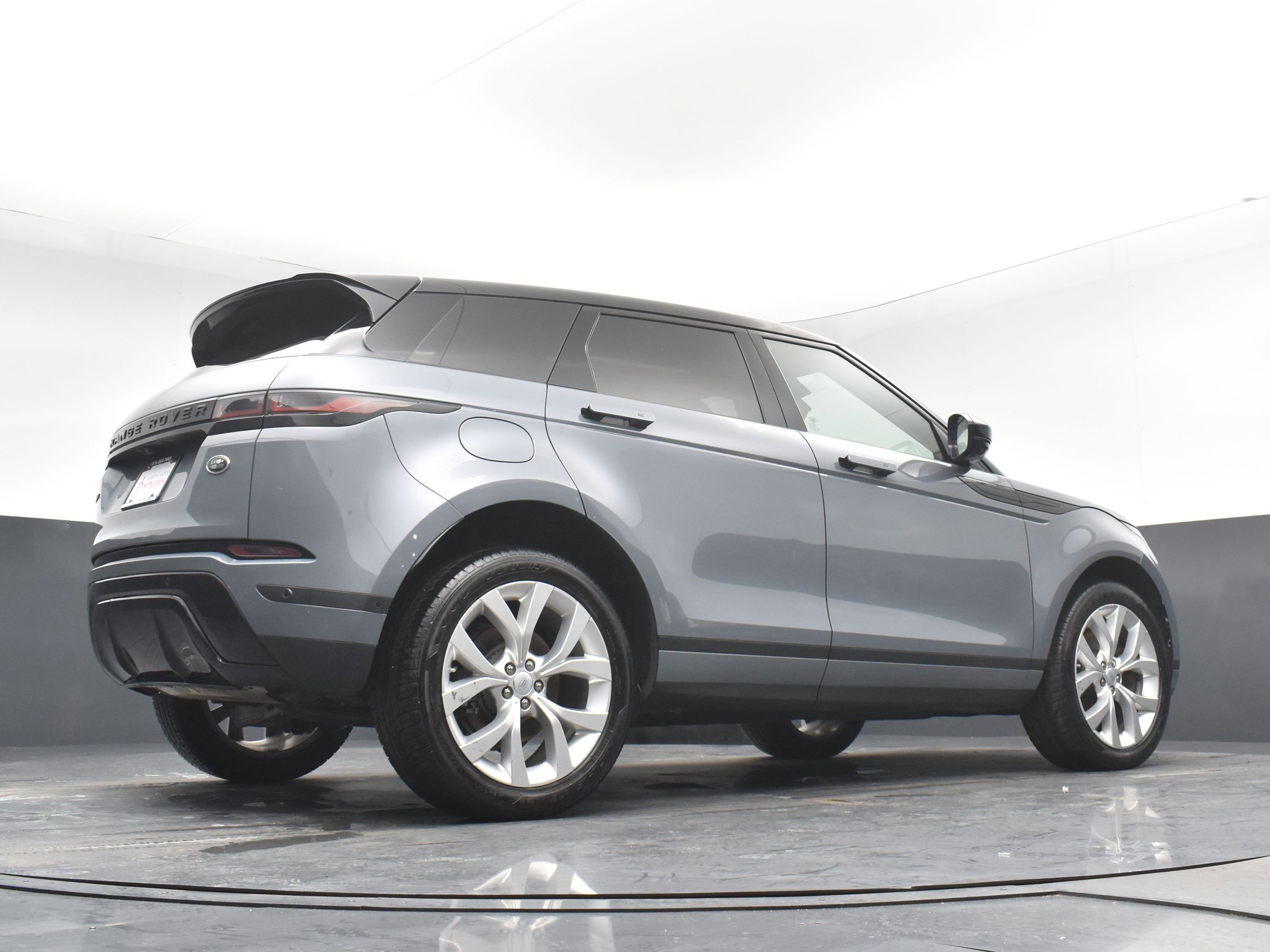 Used 2021 Land Rover Range Rover Evoque SE image 24