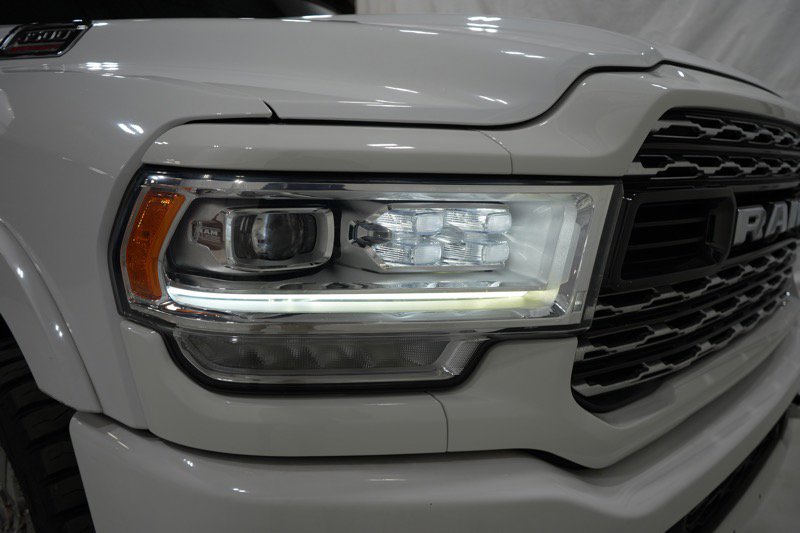 Used 2019 RAM 3500 Limited image 11