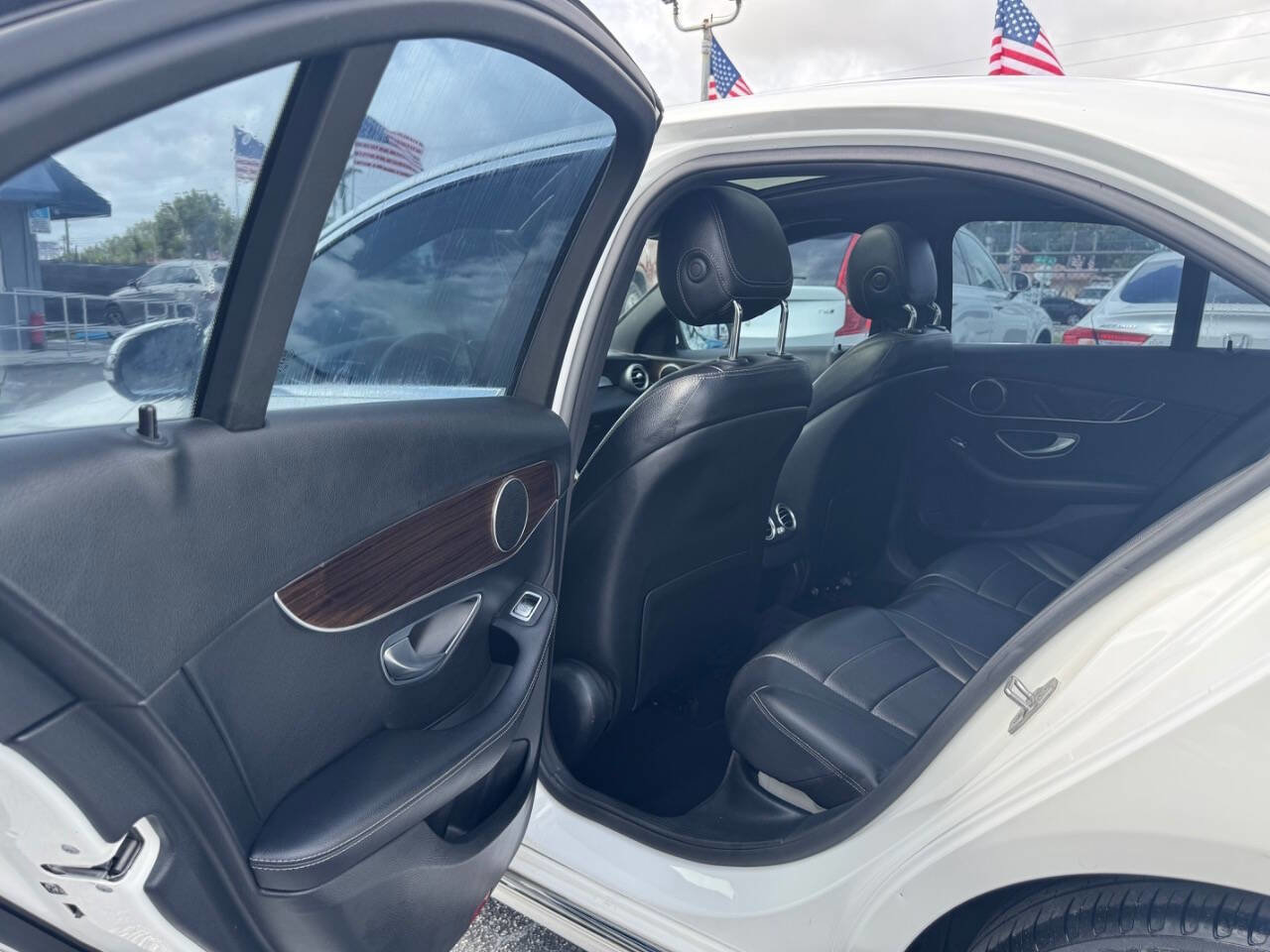 Used 2018 Mercedes-Benz C 300 Sedan image 12