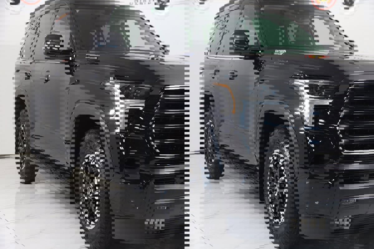 Used 2024 Toyota Sequoia Limited image 52