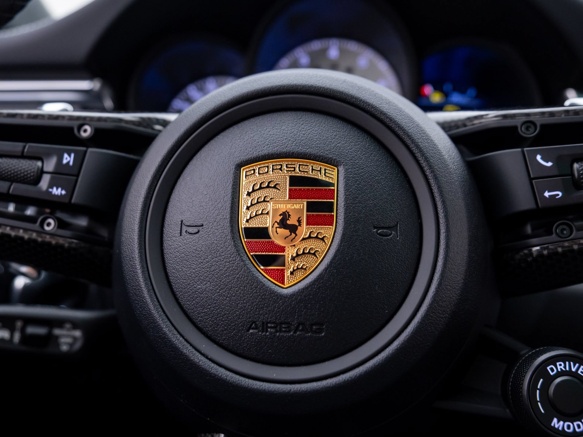 New 2026 Porsche Macan Turbo AWD/4WD image 31