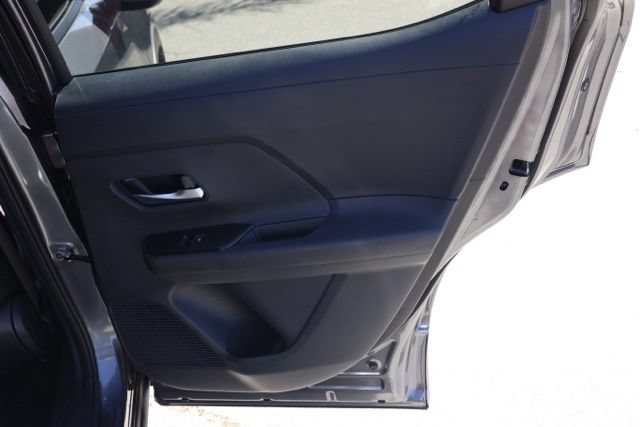 New 2026 Nissan Kicks SR FWD image 19
