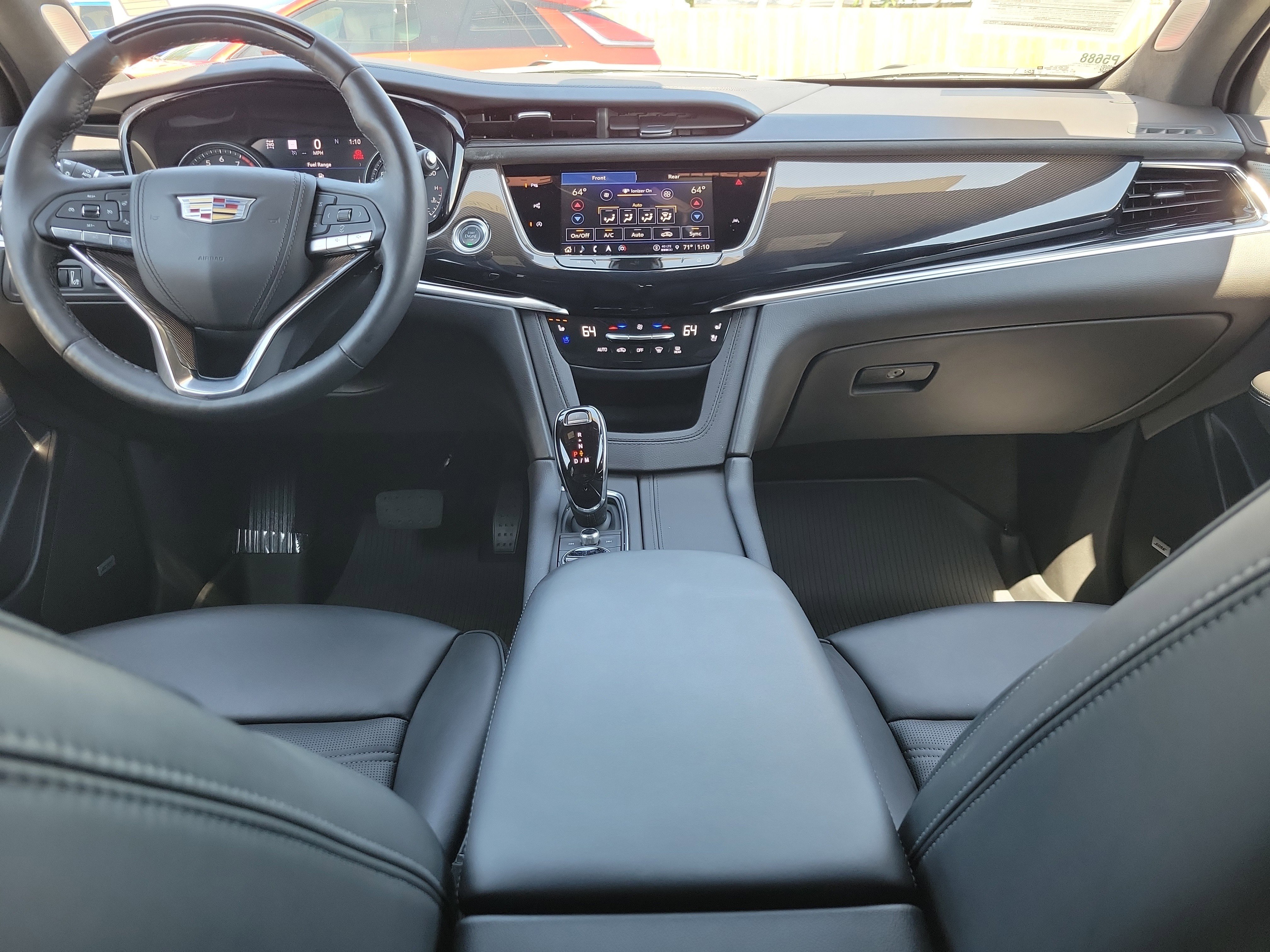 Certified 2025 Cadillac XT6 Premium Luxury w/ Platinum Package image 15