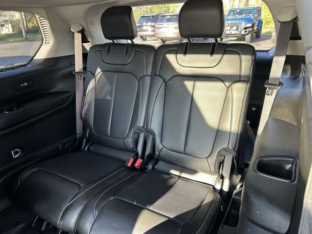 Used 2024 Jeep Grand Cherokee L Limited w/ Luxury Tech Group II AWD/4WD image 24