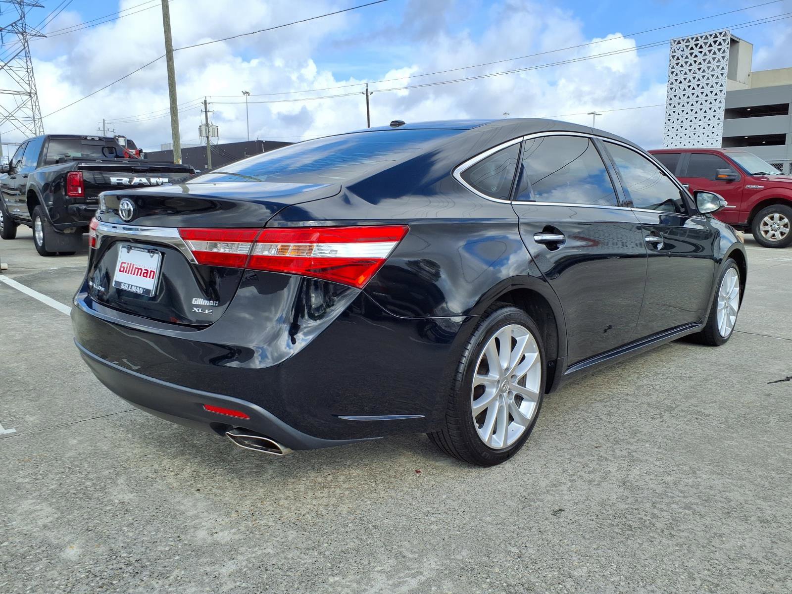 Used 2013 Toyota Avalon XLE Touring image 25