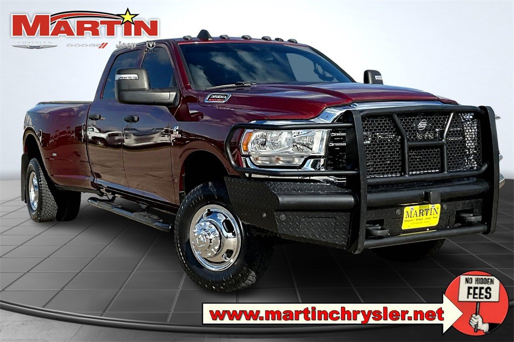Used 2024 RAM 3500 Tradesman w/ Chrome Appearance Group