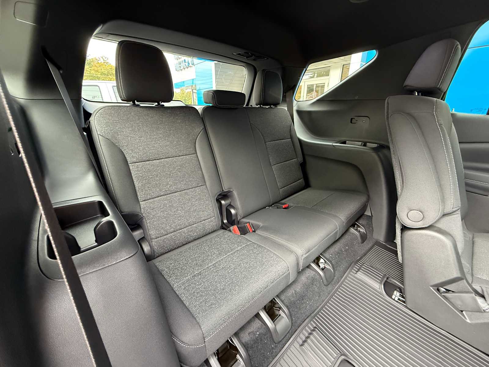 New 2026 Chevrolet Traverse LT w/ LPO, Floor Liner Package image 33