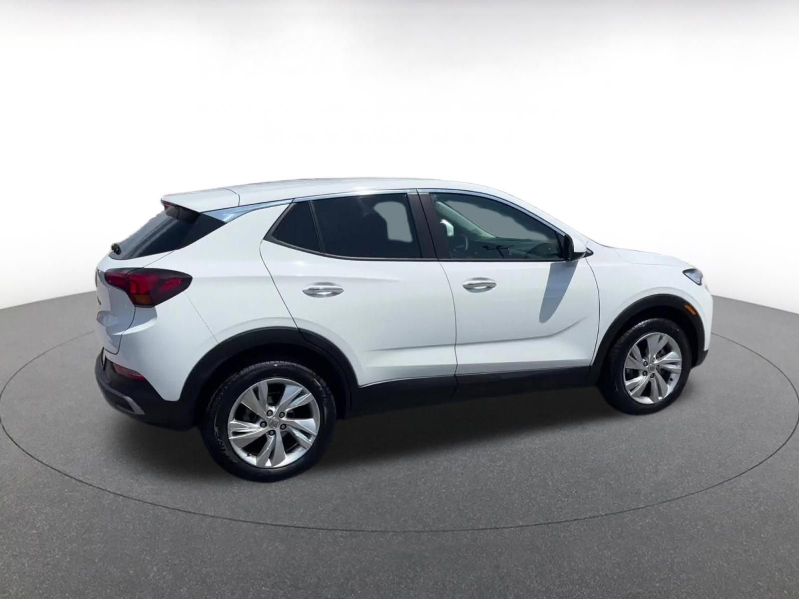 Used 2025 Buick Encore GX Preferred AWD/4WD image 14
