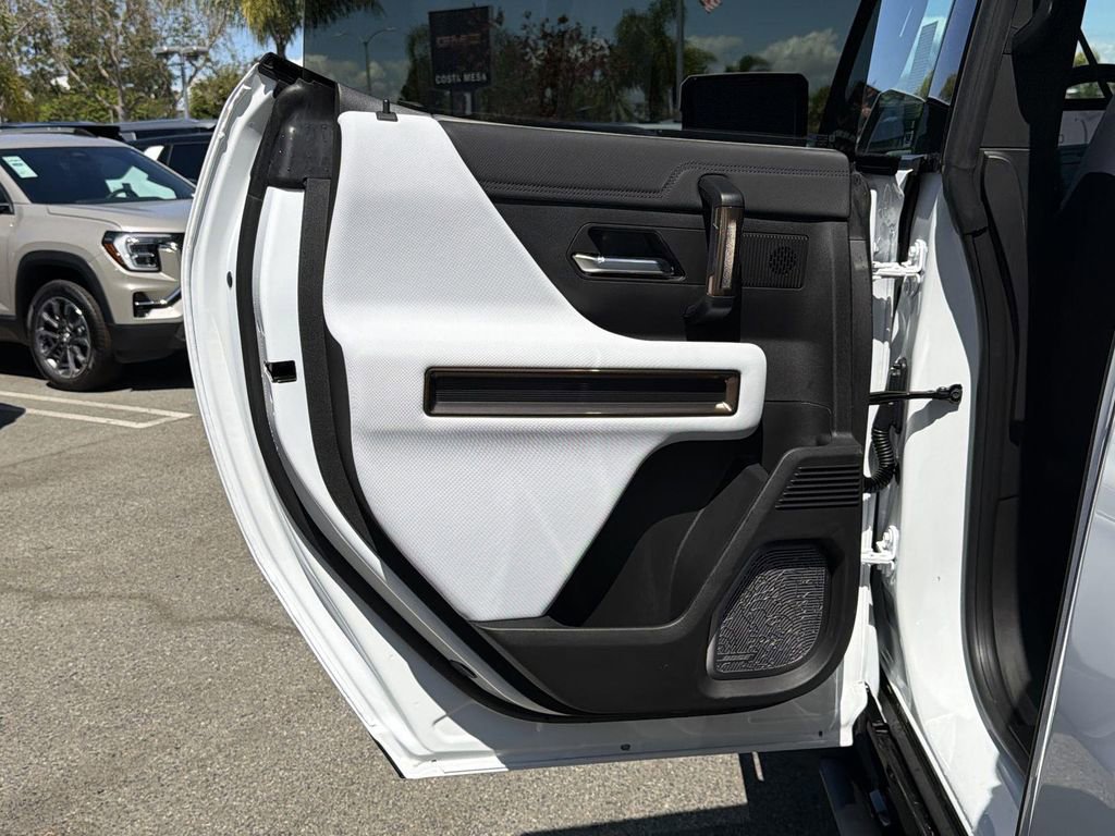 Used 2025 GMC Hummer EV 3X w/ Battery Pack, 24 Module Pack AWD/4WD image 24