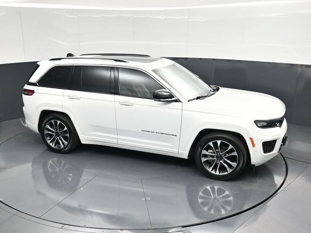 Used 2023 Jeep Grand Cherokee Overland AWD/4WD image 51