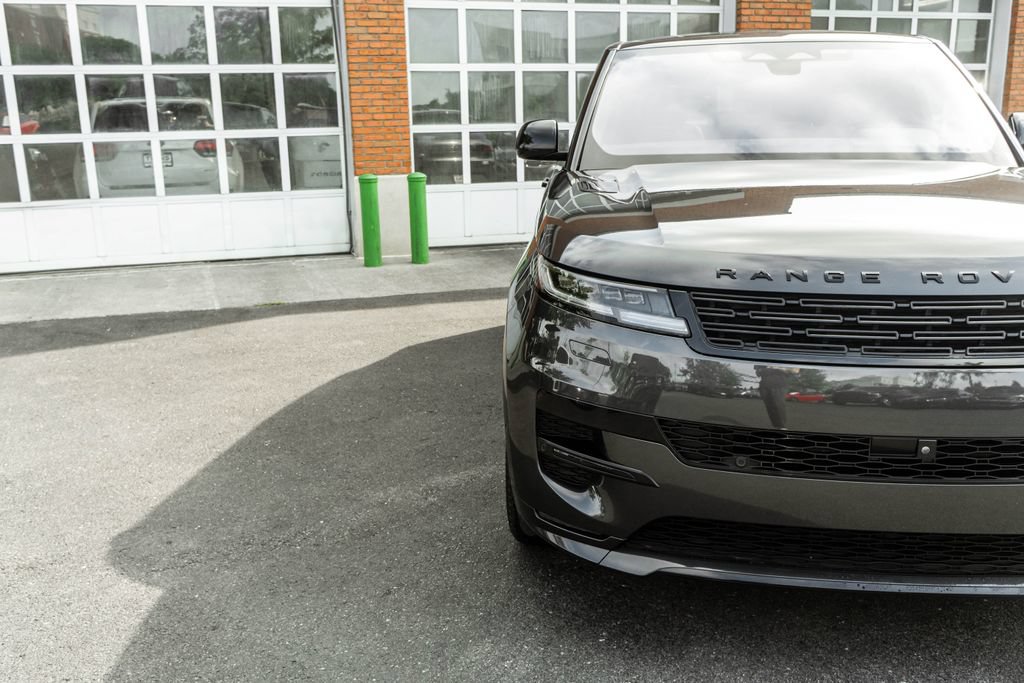 Used 2023 Land Rover Range Rover Sport SE Dynamic AWD/4WD image 31