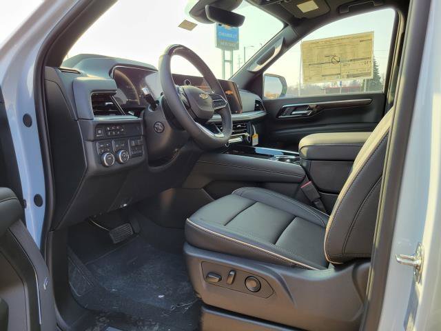New 2026 Chevrolet Suburban Premier AWD/4WD image 8
