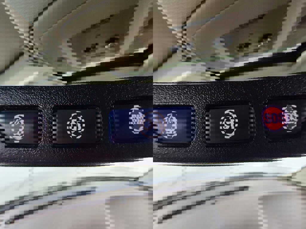 Used 2016 GMC Yukon SLT w/ Open Road Package image 35