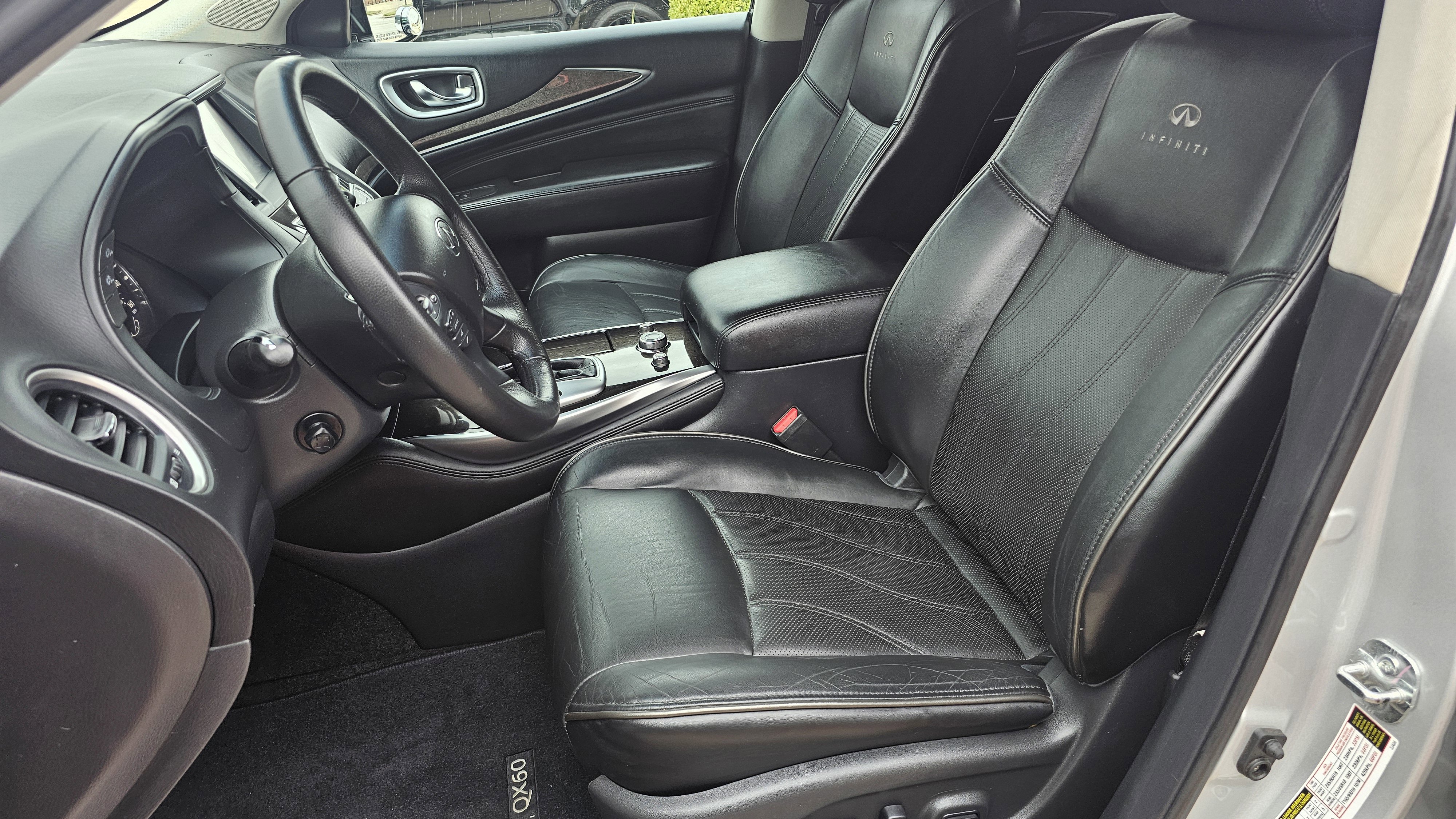 Used 2014 INFINITI QX60 AWD w/ Premium Plus Package image 28