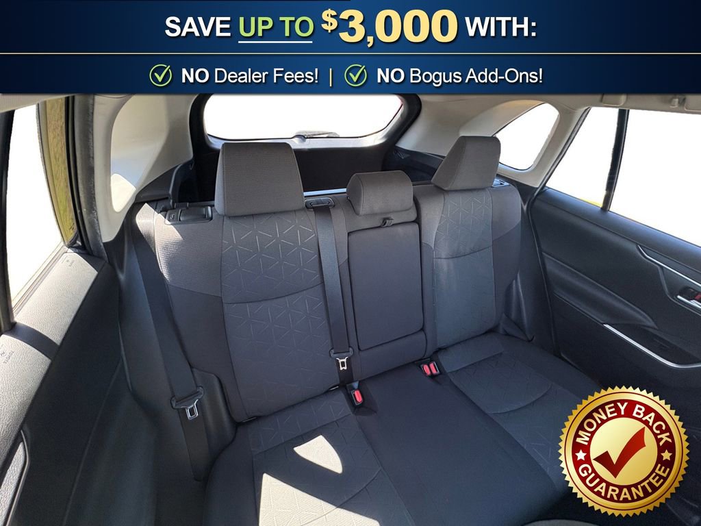 Used 2020 Toyota RAV4 XLE image 22