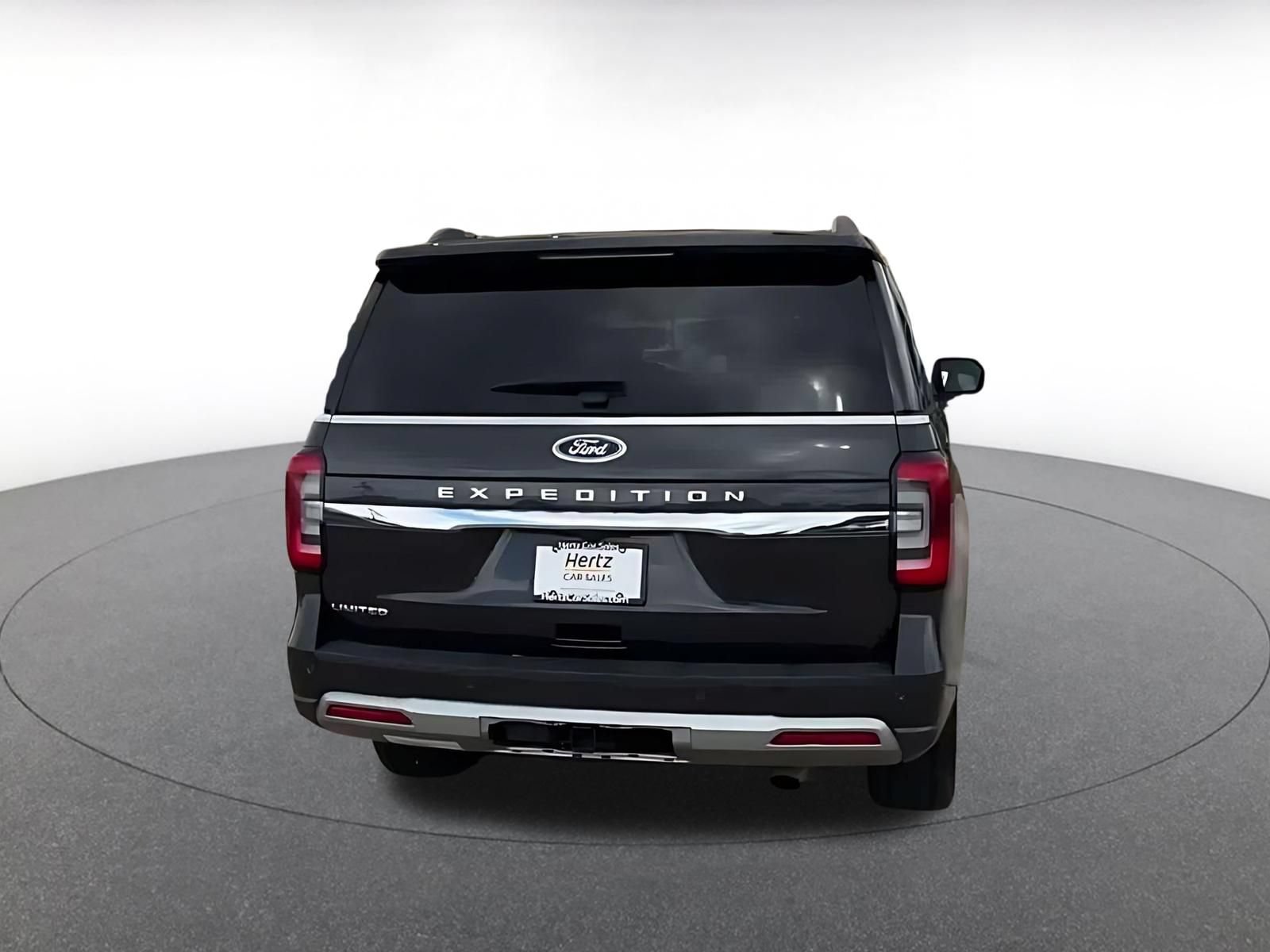 Used 2024 Ford Expedition Limited RWD image 12