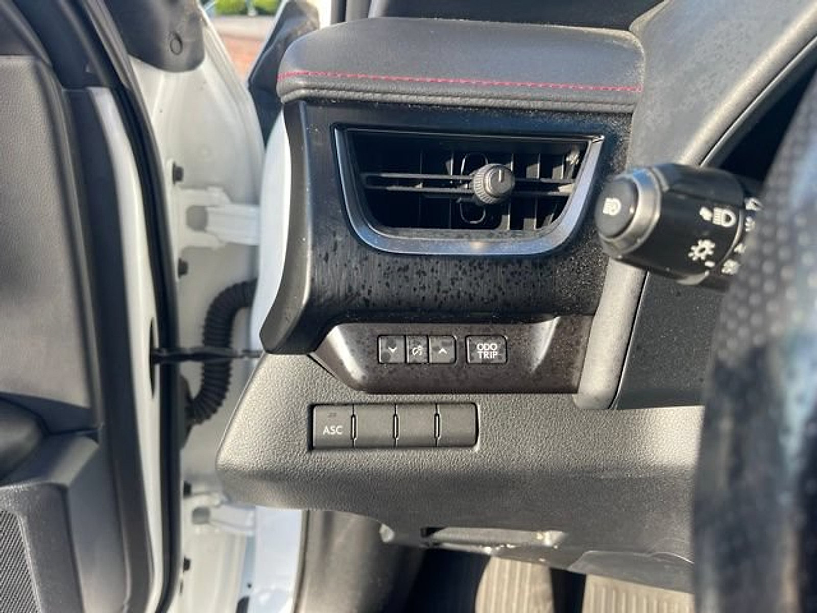 Used 2022 Lexus UX 250h F Sport w/ F Sport Premium Package AWD/4WD image 17