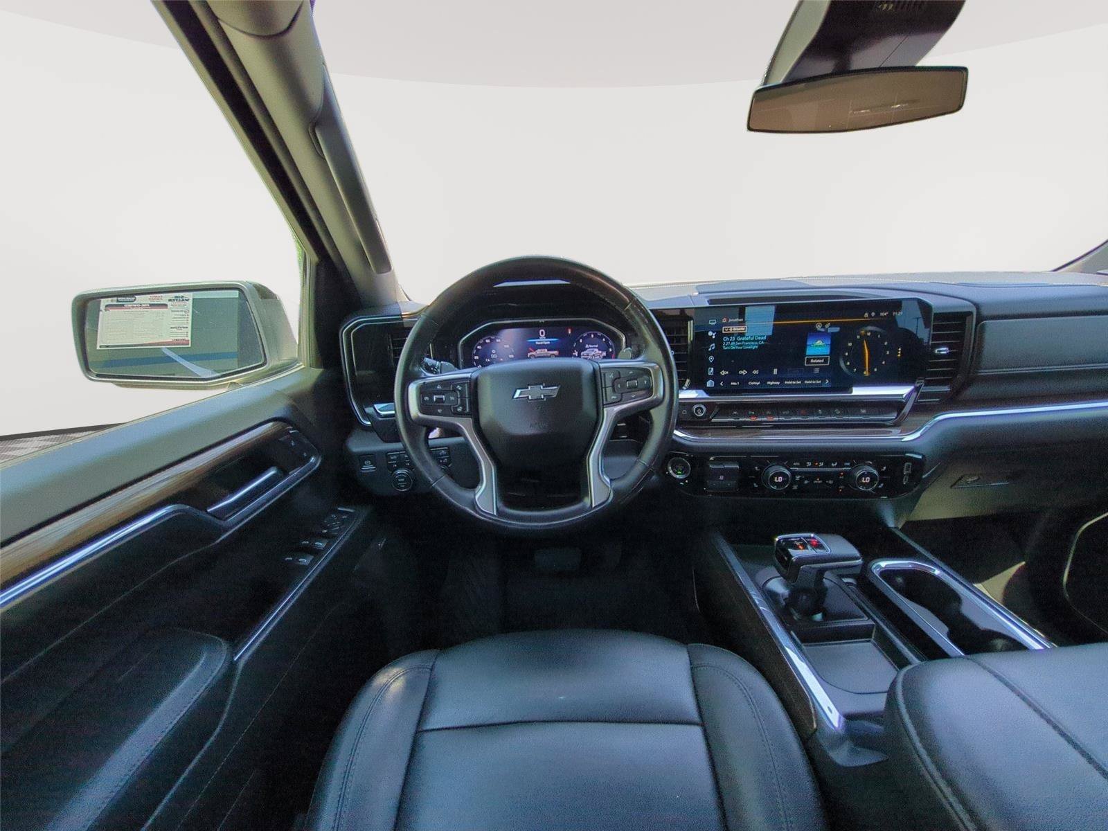 Used 2024 Chevrolet Silverado 1500 RST AWD/4WD image 31