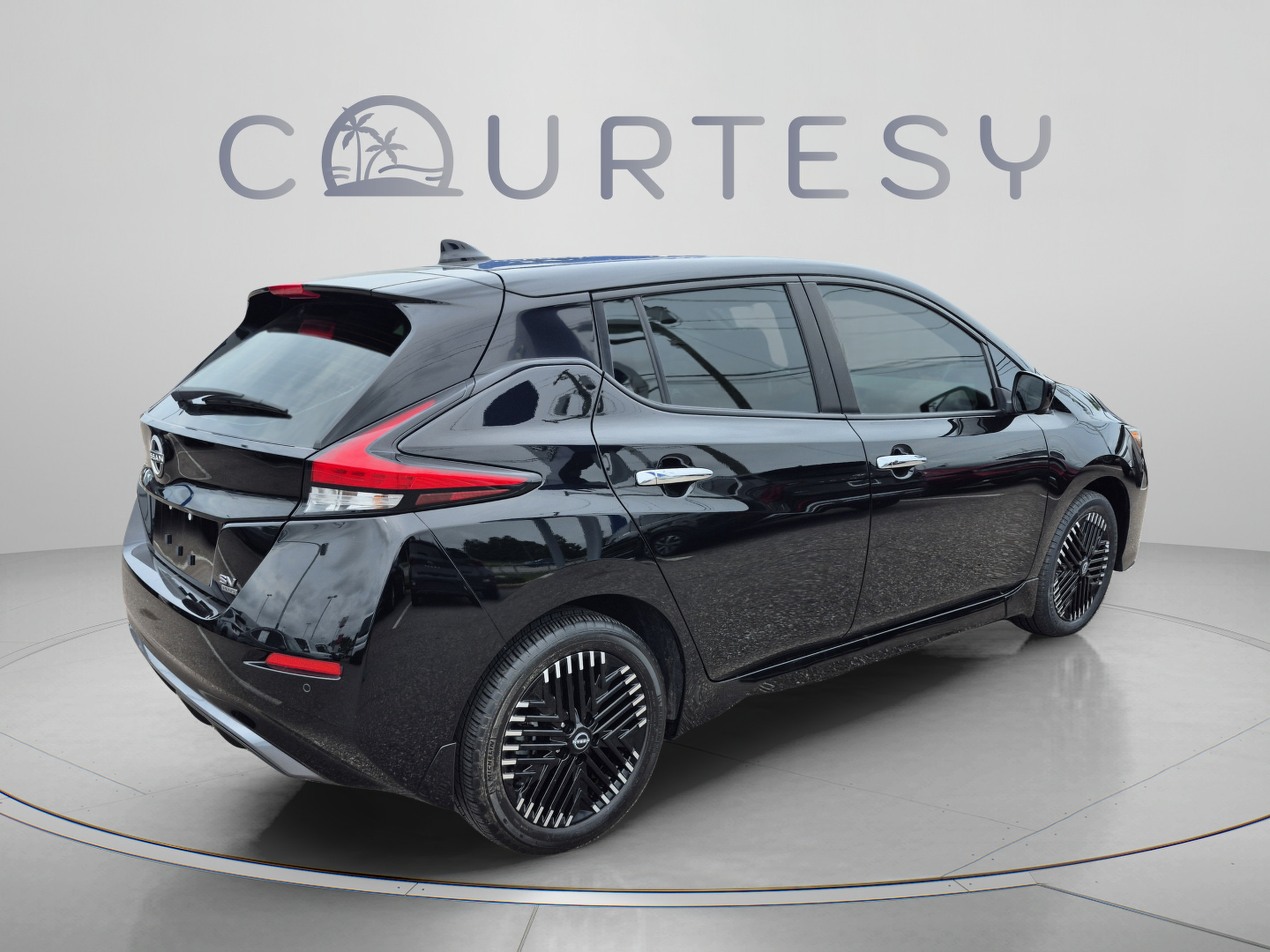Used 2023 Nissan Leaf SV Plus FWD image 5