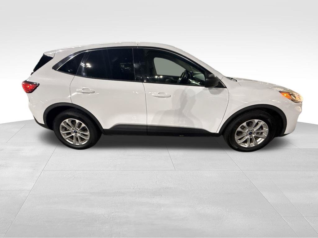 Used 2022 Ford Escape SE FWD image 8