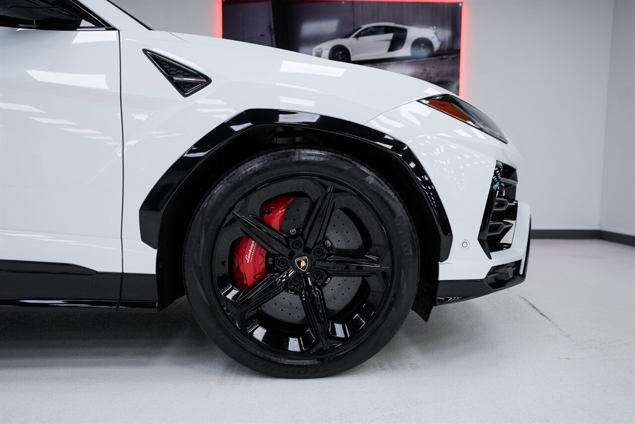 Used 2021 Lamborghini Urus AWD/4WD image 7