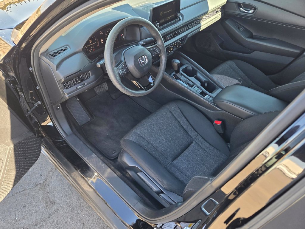 Used 2023 Honda Accord LX image 14