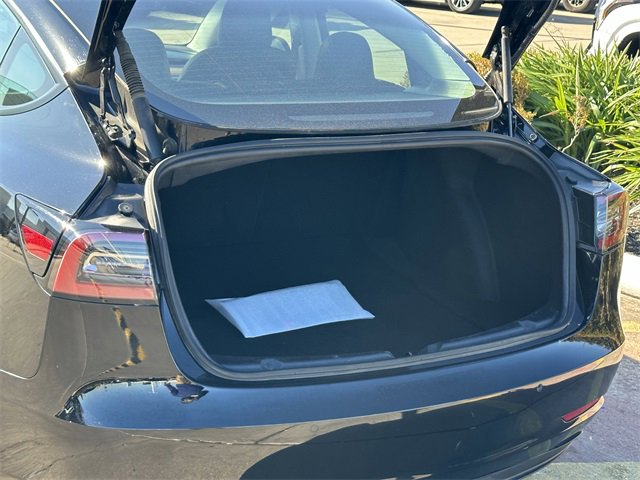 Used 2022 Tesla Model 3 image 22