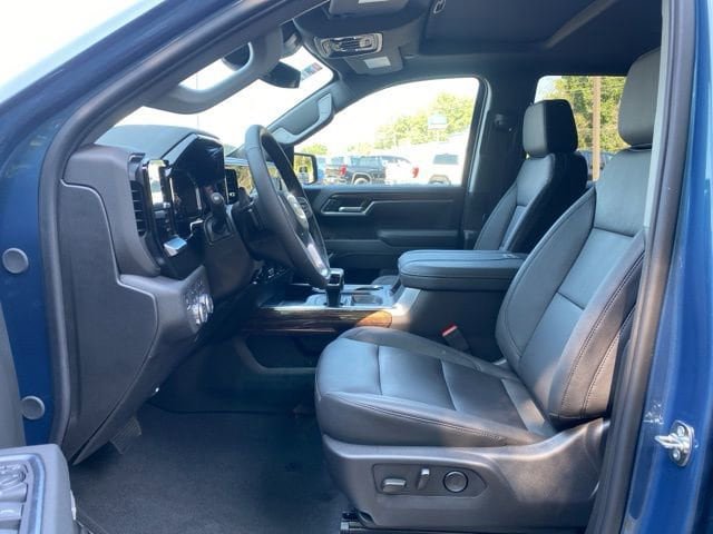 New 2026 GMC Sierra 1500 Elevation w/ Elevation Premium Package AWD/4WD image 11