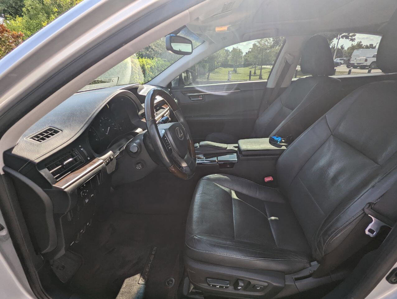 Used 2014 Lexus ES 350 Base 4dr Sedan w/ Luxury Package image 15