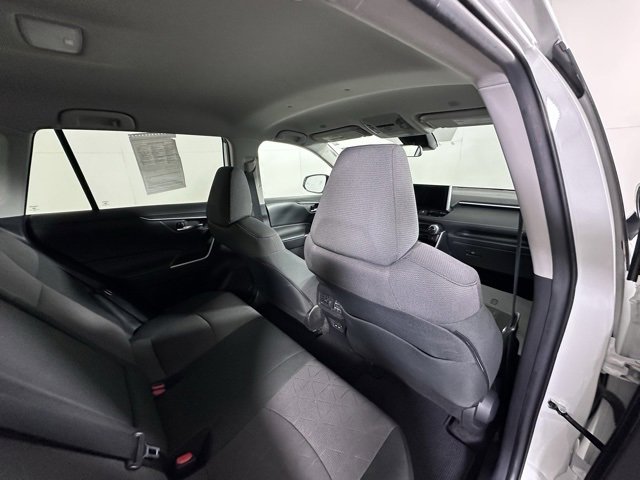 Used 2023 Toyota RAV4 XLE image 12