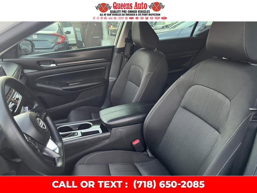 Used 2024 Nissan Altima 2.5 SV image 6