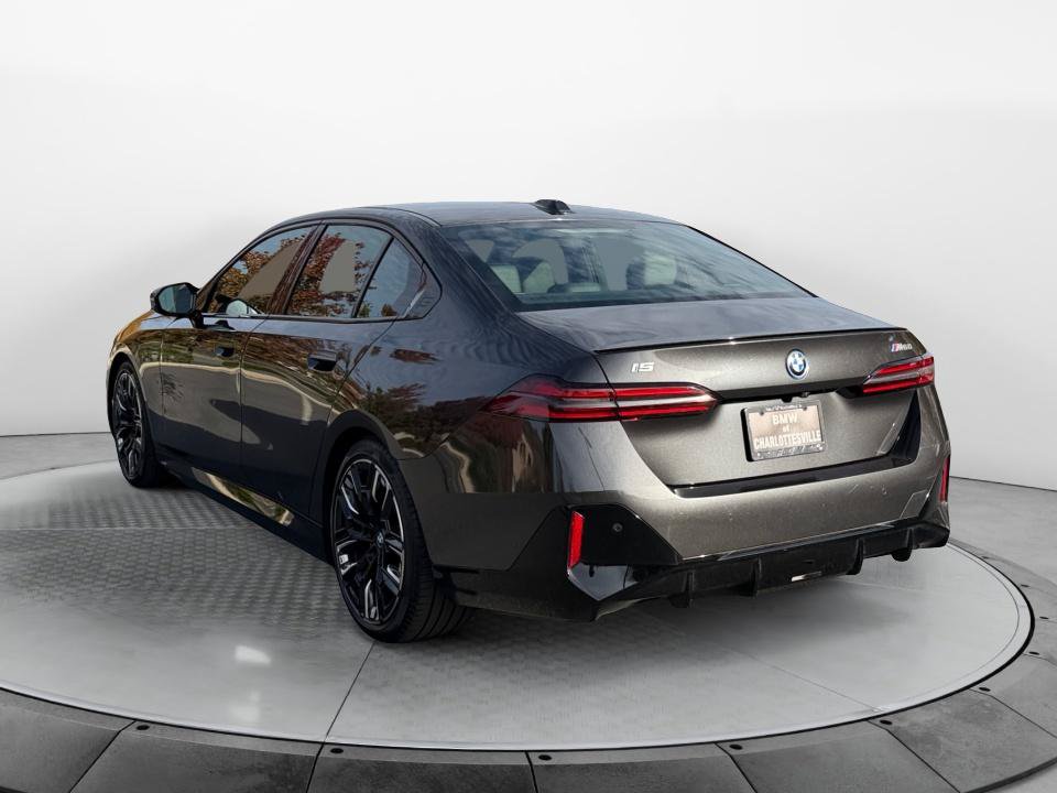 Used 2024 BMW i5 M60 w/ Premium Package AWD/4WD image 5