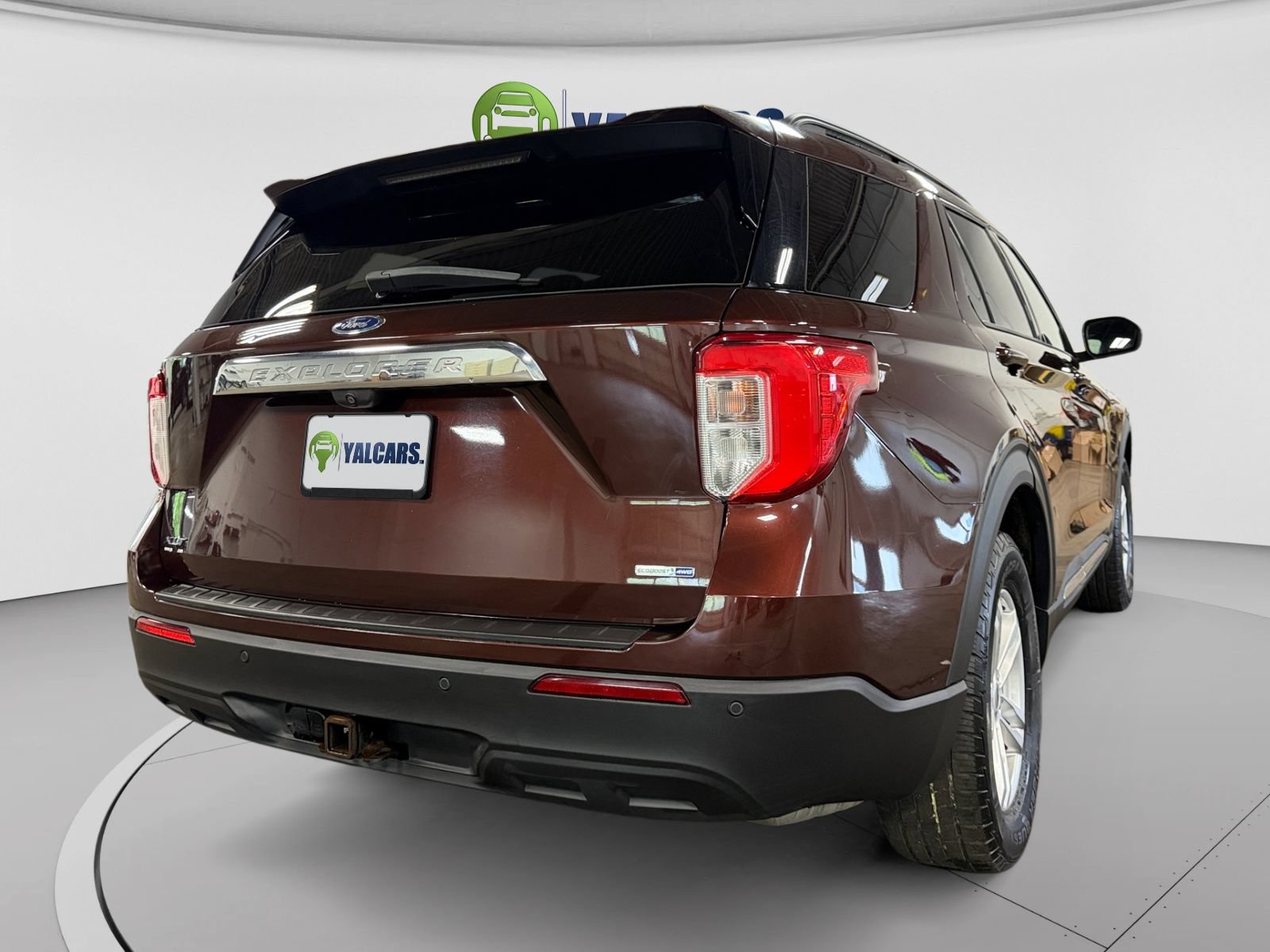 Used 2020 Ford Explorer XLT w/ Comfort Package AWD/4WD image 10