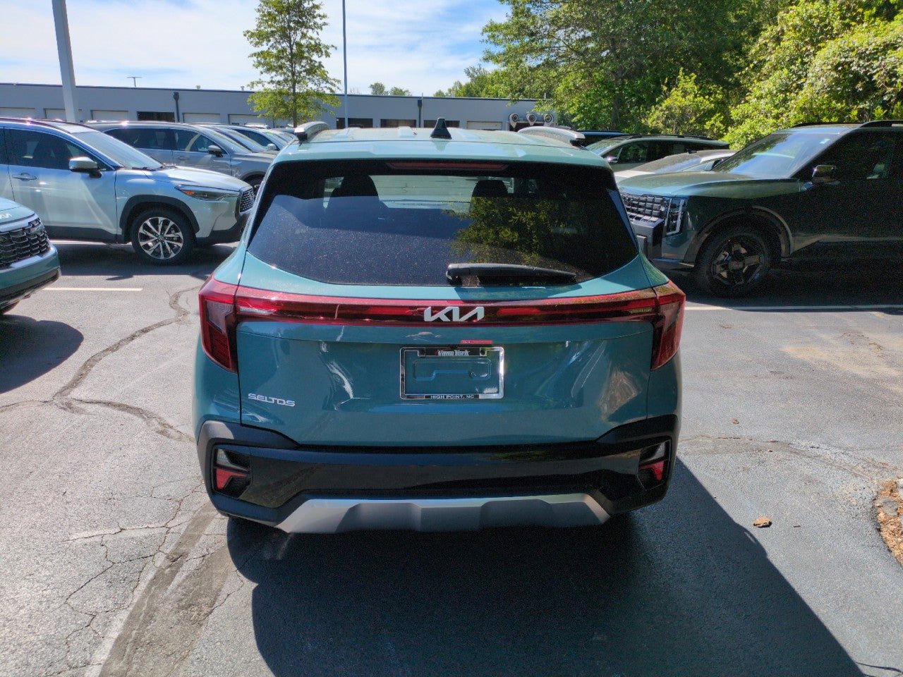 New 2026 Kia Seltos EX FWD image 6