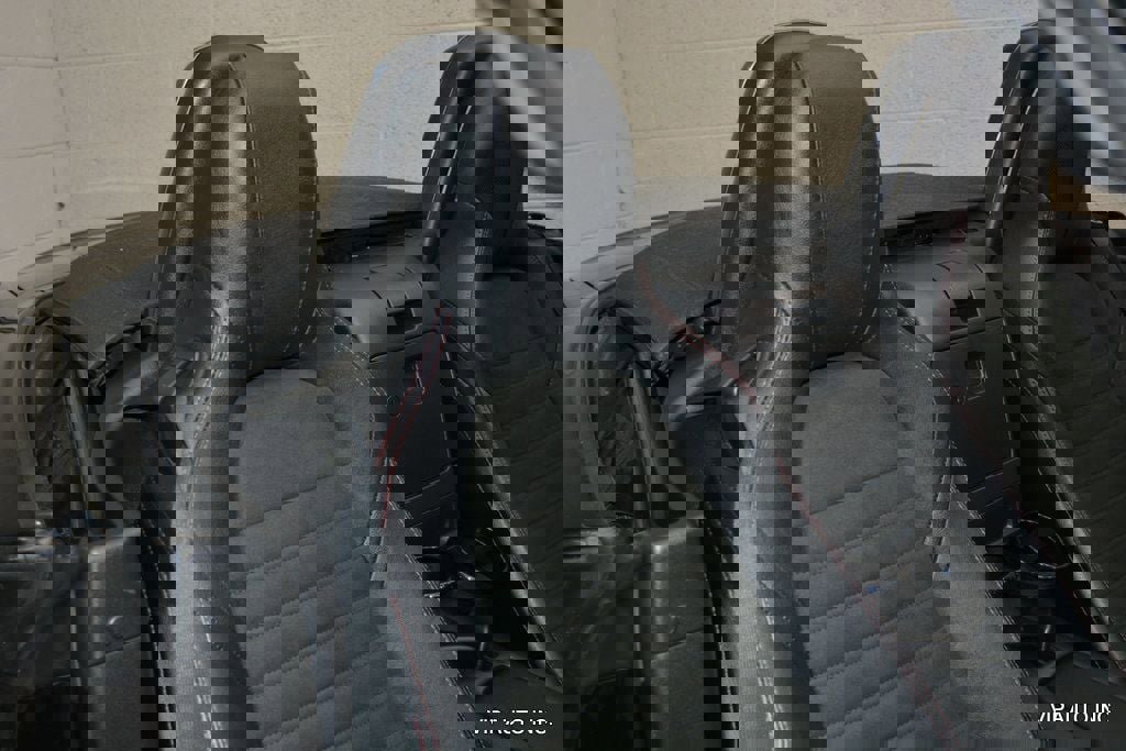 Used 2017 FIAT 124 Spider Abarth RWD image 18