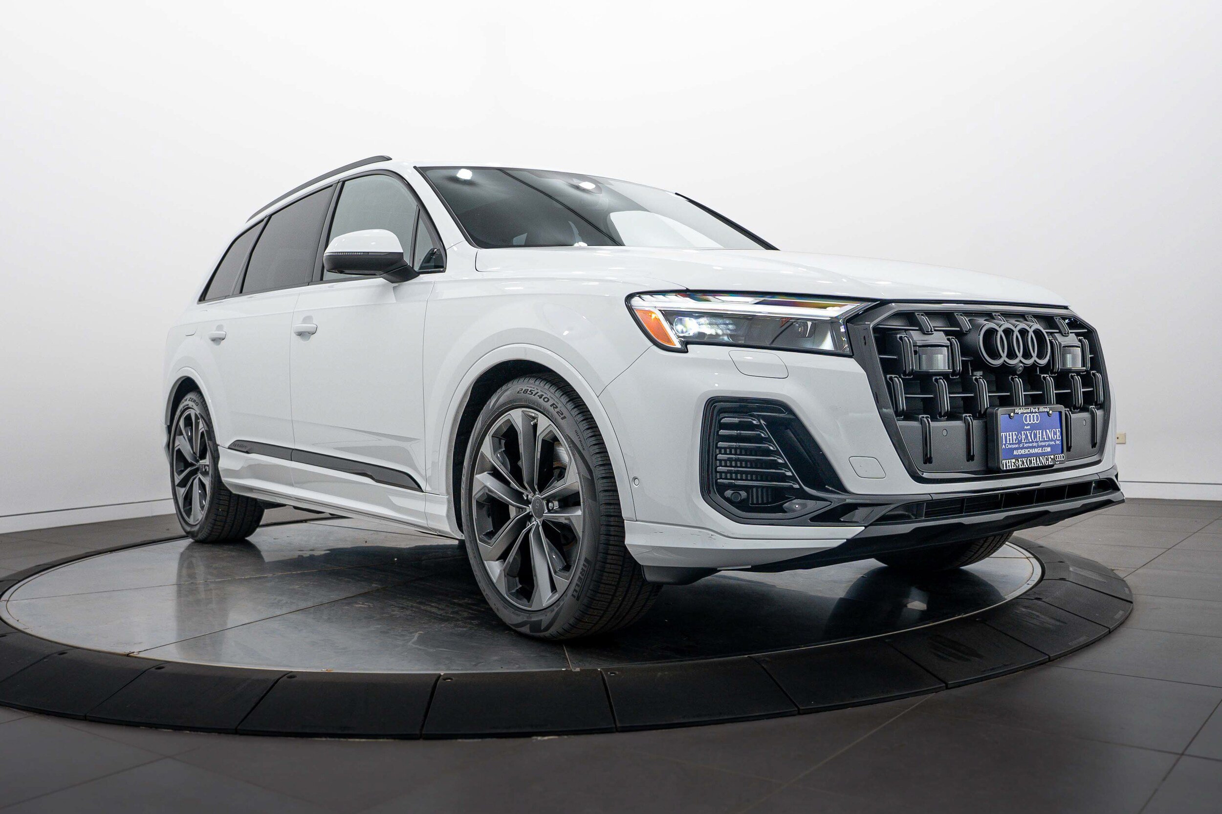 Used 2026 Audi Q7 3.0T Premium Plus w/ Premium Plus Package AWD/4WD image 1