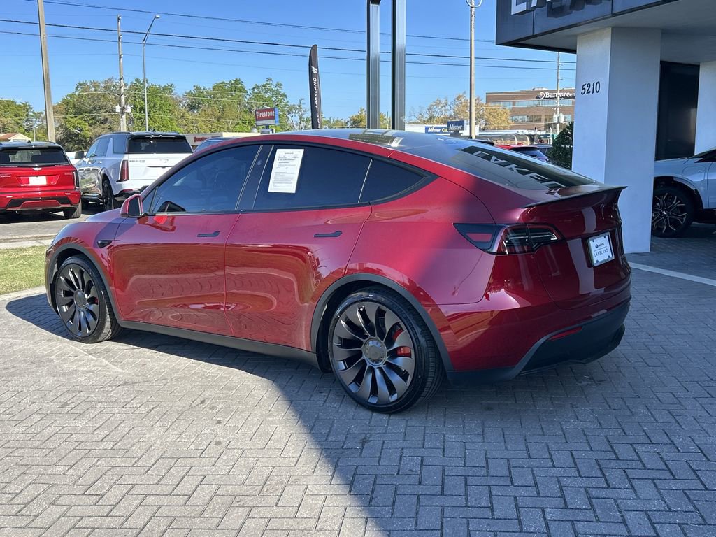 Used 2024 Tesla Model Y Performance image 4