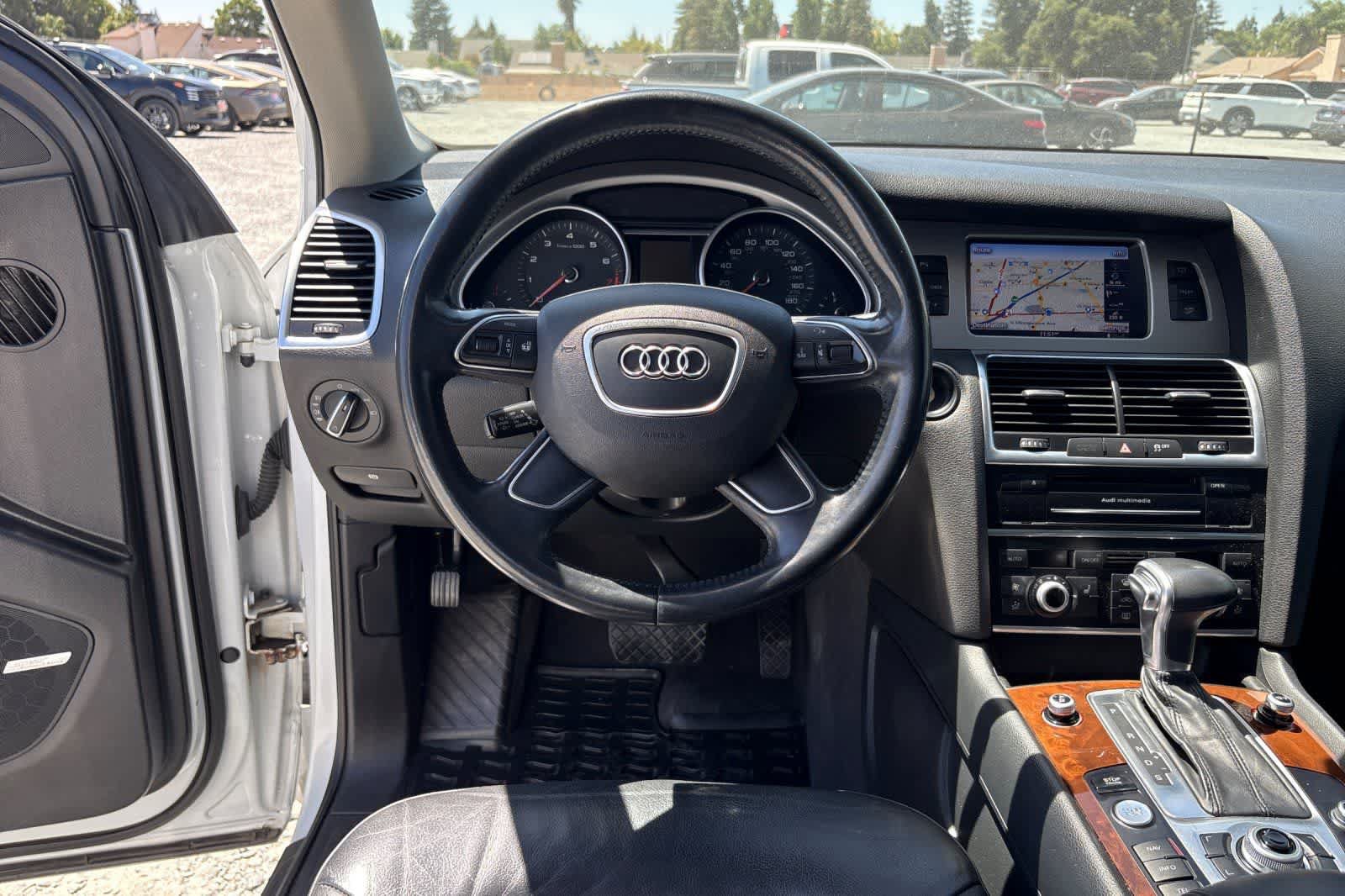 Used 2015 Audi Q7 3.0T Premium Plus w/ Premium Plus Package AWD/4WD image 16