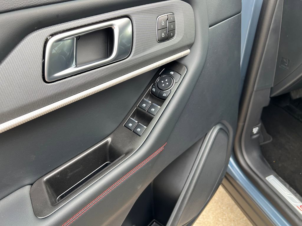 New 2026 Ford Explorer ST-Line RWD image 12