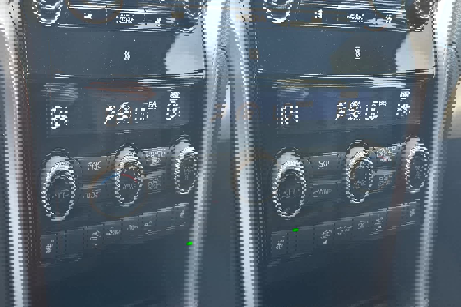 Used 2021 Subaru Ascent Limited w/ Technology Package image 21