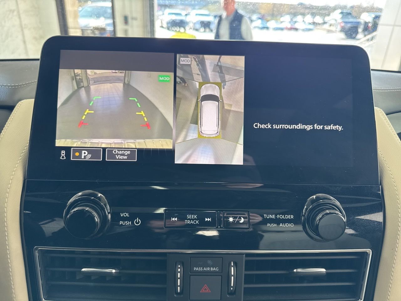 Used 2023 INFINITI QX80 Sensory w/ Cargo Package image 30