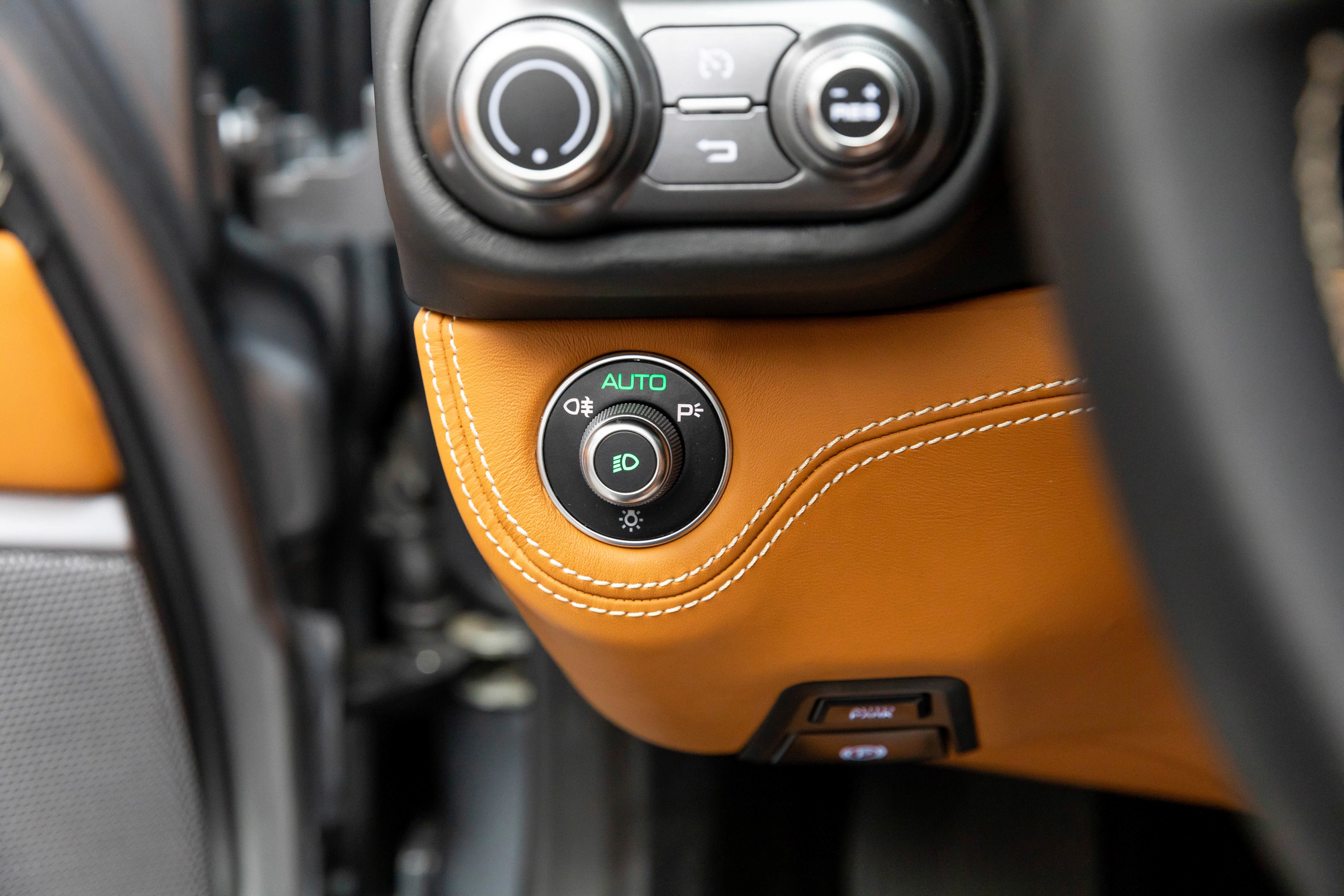 Certified 2022 Ferrari Portofino M image 27