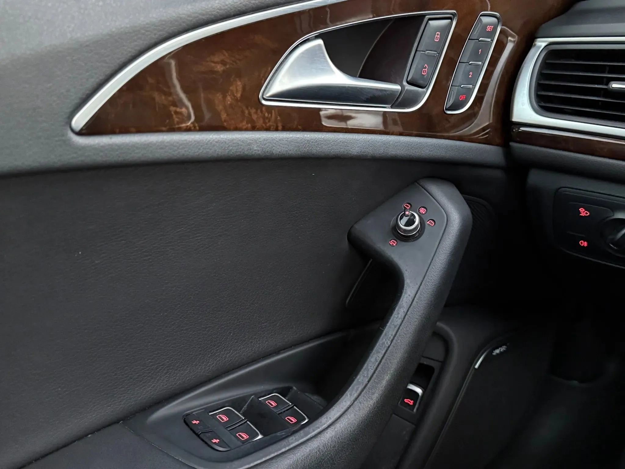 Used 2016 Audi A6 3.0T Prestige w/ Prestige Package image 23