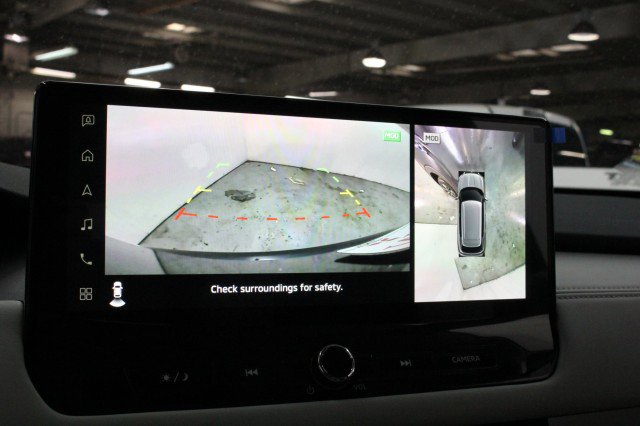 New 2026 Mitsubishi Outlander SE image 13