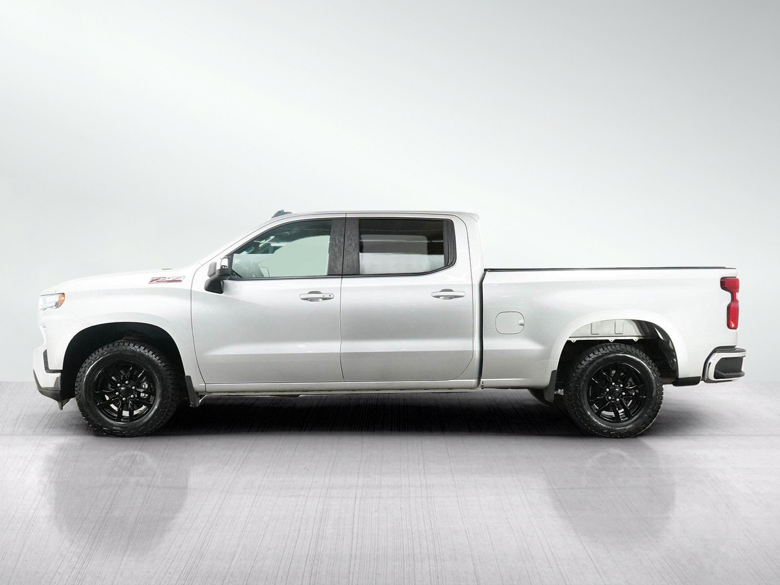 Used 2021 Chevrolet Silverado 1500 LT w/ Z71 Off-Road Package AWD/4WD image 2