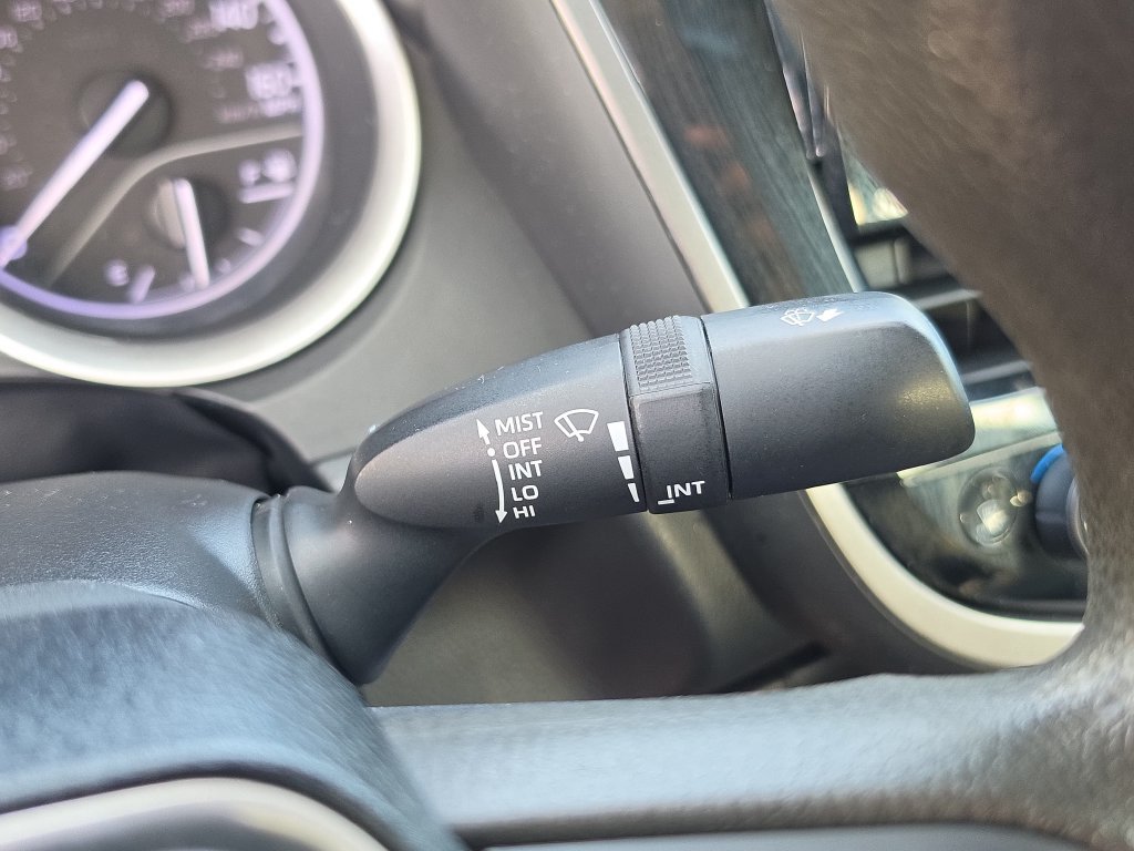 Used 2022 Toyota Camry LE FWD image 21