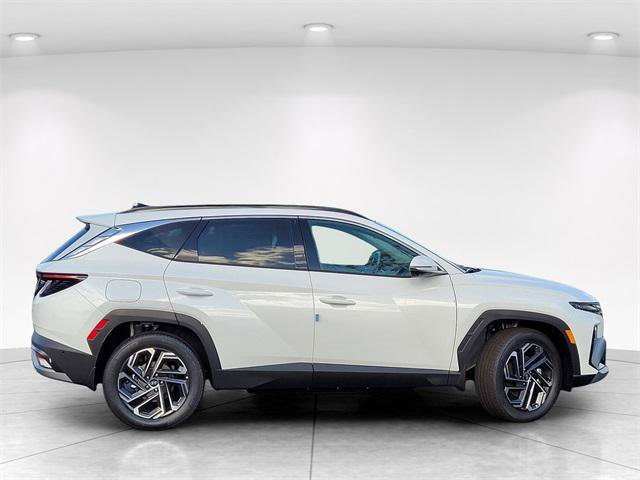 New 2025 Hyundai Tucson Limited image 8
